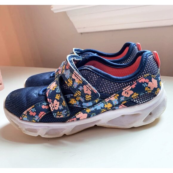 Carter’s toddler Girl light up sneakers size 11 11M - Picture 1 of 5
